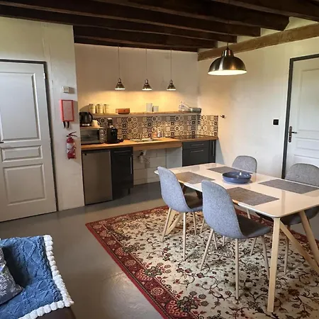 Familial, Animaux Admis - Sejour En Auvergne - Fr-1-489-640 * Saint-Palais (Allier)