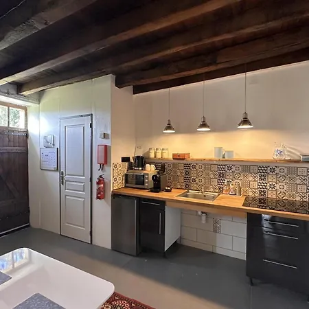 Familial, Animaux Admis - Sejour En Auvergne - Fr-1-489-640 Semesterbostad Saint-Palais (Allier)